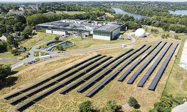 Photo de la centrale photovoltaïque.